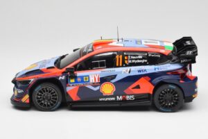 Hyundai i20 N Rally1 WRC #11 T. Neuville / M. Wydaeghe Central European Rally Winner 2023 IXO 1:18 18RMC193 Metall – Bild 3 von 6