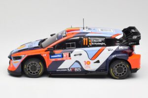 Hyundai i20 N Rally1 #11 T. Neuville / M. Wydaeghe Rally Sweden 2024 IXO 1:18 18RMC201 Metall – Bild 3 von 6