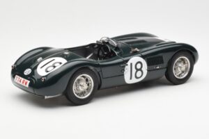 Jaguar C-Type #18 T. Rolt / D. Hamilton 24 Hours of Le Mans Winner 1953 CMC 1:18 M-195 Metall – Bild 2 von 6