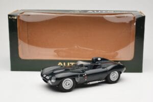 Jaguar D-Type Short Nose Grün AUTOart 1:18 73561 Metall – Bild 6 von 6