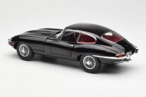 Jaguar E-Type 3.8 Series 1 Schwarz Kyosho 1:18 08954BK Metall – Bild 7 von 8