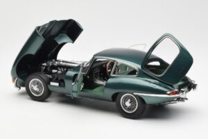 Jaguar E-Type 3.8 Series 1 Dunkelgrün Kyosho 1:18 08954DG Metall – Bild 5 von 8