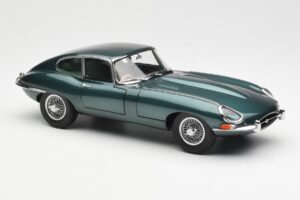 Jaguar E-Type 3.8 Series 1 Dunkelgrün Kyosho 1:18 08954DG Metall – Bild 6 von 8