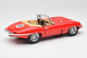 Jaguar E-Type Cabriolet Rot Bburago 1:18 3016 Metall – Bild 3 von 8