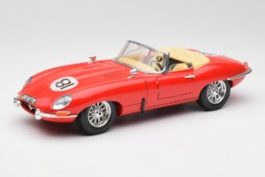 Jaguar E-Type Cabriolet Rot Bburago 1:18 3016 Metall