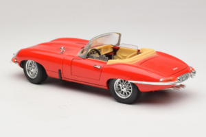 Jaguar E-Type Series 1 Cabriolet Rot Bburago 1:18 3038 Metall – Bild 6 von 8
