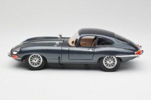 Jaguar E-Type Series 1 Grün Bburago 1:18 3018-M1 Metall – Bild 3 von 8