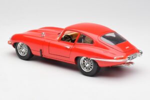 Jaguar E-Type Rot Bburago 1:18 3018 Metall – Bild 7 von 8