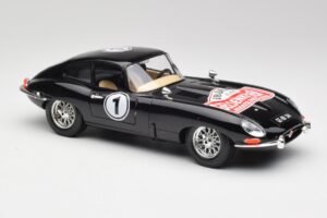 Jaguar E-Type Series 1 #1 British Racing Green Bburago 1:18 3018-M3 Metall – Bild 6 von 8