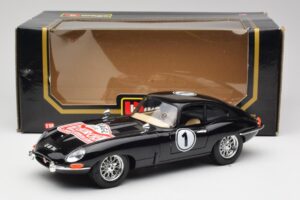 Jaguar E-Type Series 1 #1 British Racing Green Bburago 1:18 3018-M3 Metall – Bild 8 von 8