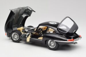 Jaguar E-Type Series 1 #1 British Racing Green Bburago 1:18 3018-M3 Metall – Bild 5 von 8