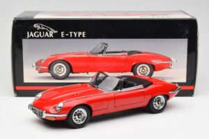 Jaguar E-Type Roadster Series III V12 Rot AUTOart 1:18 73523 Metall – Bild 8 von 8