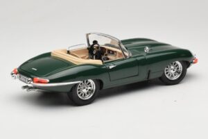 Jaguar E-Type Series 1 Roadster Grün Bburago 1:18 3016-M1 Metall – Bild 3 von 8