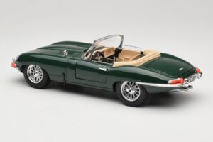 Jaguar E-Type Series 1 Roadster Grün Bburago 1:18 3016-M1 Metall – Bild 7 von 8