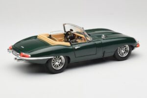 Jaguar E-Type Series 1 Roadster Grün Bburago 1:18 3018-M5 Metall – Bild 3 von 8