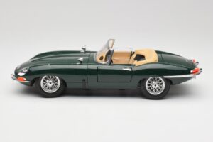 Jaguar E-Type Series 1 Roadster Grün Bburago 1:18 3018-M5 Metall – Bild 4 von 8