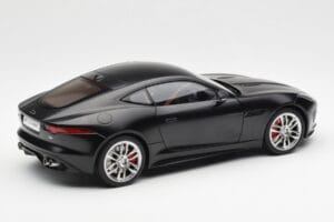 Jaguar F-Type R X152 Matt Schwarz AUTOart 1:18 73652 Komposit – Bild 3 von 8