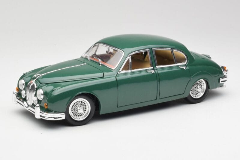 Jaguar Mk II British Racing Grün Maisto 1:18 50287 Metall