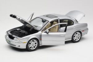 Jaguar X-Type Silber Maisto 1:18 7271328 Metall – Bild 2 von 8
