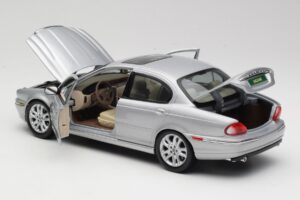 Jaguar X-Type Silber Maisto 1:18 7271328 Metall – Bild 5 von 8