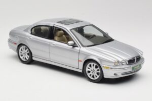 Jaguar X-Type Silber Maisto 1:18 7271328 Metall – Bild 6 von 8