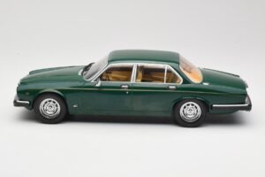 Jaguar XJ Series III Dunkelgrün MCG 1:18 MCG18175 Metall – Bild 3 von 6