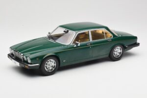 Jaguar XJ Series III Dunkelgrün MCG 1:18 MCG18175 Metall