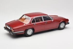 Jaguar XJ Series III Metallic Dark Red MCG 1:18 MCG18176 Metall – Bild 2 von 6