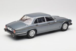 Jaguar XJ Series III Metallic Grey MCG 1:18 MCG18177 Metall – Bild 2 von 6