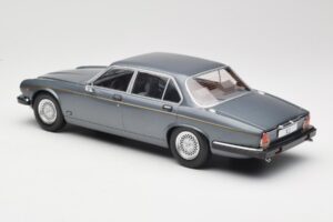 Jaguar XJ Series III Metallic Grey MCG 1:18 MCG18177 Metall – Bild 5 von 6