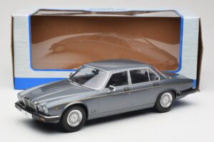Jaguar XJ Series III Metallic Grey MCG 1:18 MCG18177 Metall – Bild 6 von 6