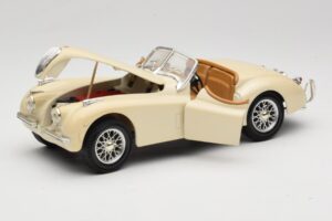Jaguar XK120 Weiss Eduscho 1:18 7482-1HTH Metall – Bild 2 von 8