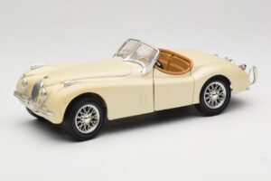 Jaguar XK120 Weiss Eduscho 1:18 7482-1HTH Metall