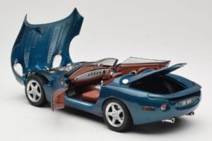 Jaguar XK180 Grün Maisto 1:18 50337 Metall – Bild 5 von 8