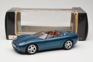 Jaguar XK180 Grün Maisto 1:18 50337 Metall – Bild 8 von 8
