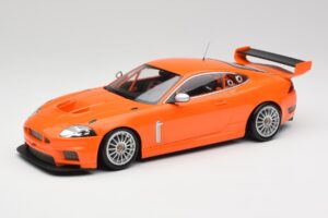 Jaguar XKR GT3 Racing Orange Minichamps 1:18 150081391 Metall
