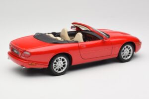 Jaguar XKR X100 Rot Maisto 1:18 50330 Metall – Bild 3 von 8
