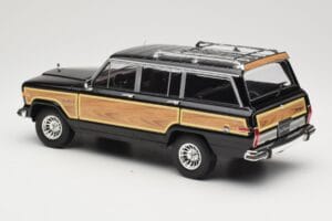Jeep Grand Wagoneer Schwarz KK-Scale 1:18 KKDC181113 Metall – Bild 5 von 6
