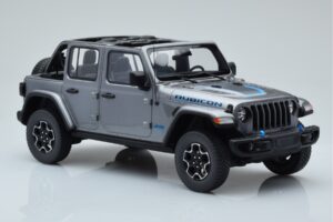Jeep Wrangler 4xe Silber GT Spirit 1:18 GT419 Resin – Bild 4 von 6