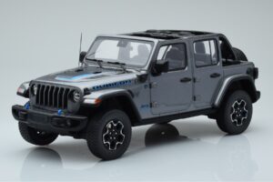 Jeep Wrangler 4xe Silber GT Spirit 1:18 GT419 Resin