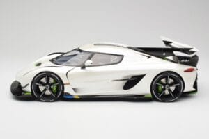 Koenigsegg Jesko Attack Crystal White Pearl GT Spirit 1:12 GT501 Resin – Bild 3 von 6