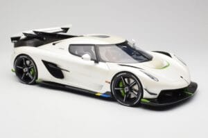 Koenigsegg Jesko Attack Crystal White Pearl GT Spirit 1:12 GT501 Resin – Bild 4 von 6