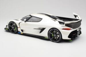 Koenigsegg Jesko Attack Crystal White Pearl GT Spirit 1:12 GT501 Resin – Bild 5 von 6