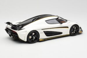 Koenigsegg Regera Crystal Weiss GT Spirit 1:18 GT913 Resin – Bild 2 von 6