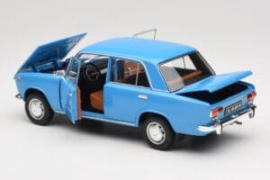 Lada 1200 2101 Blau IXO 1:18 18CMC204OP Metall – Bild 5 von 8
