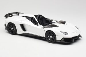 Lamborghini Aventador J Weiss AUTOart 1:18 74674 Metall – Bild 6 von 8
