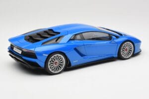 Lamborghini Aventador S LP740-4 Blue Nila AUTOart 1:18 79134 Metall – Bild 3 von 8