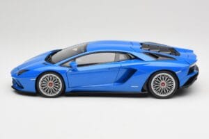 Lamborghini Aventador S LP740-4 Blue Nila AUTOart 1:18 79134 Metall – Bild 4 von 8