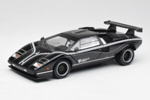 Lamborghini Countach LP500S Schwarz Kyosho 1:18 08326K Metall
