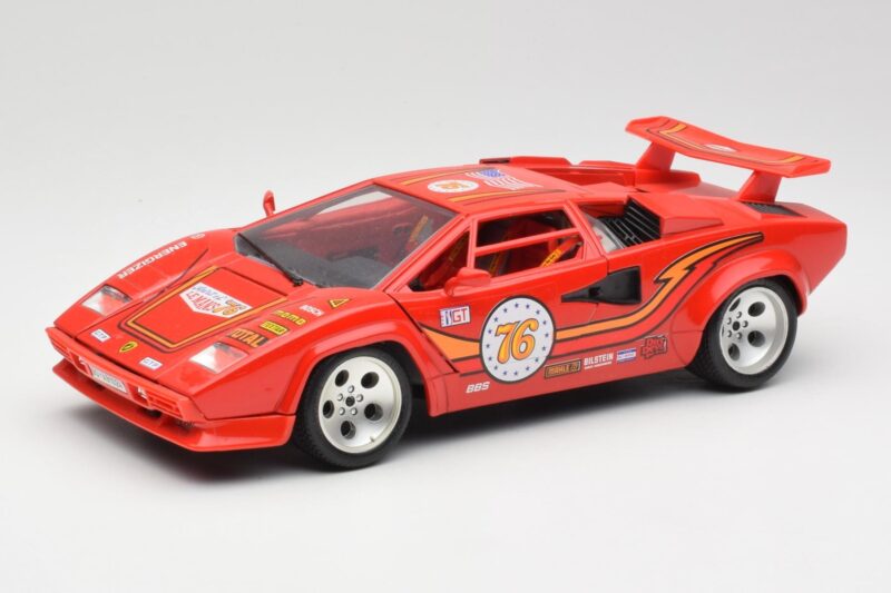 Lamborghini Countach Rot Bburago 1:18 3047 Metall